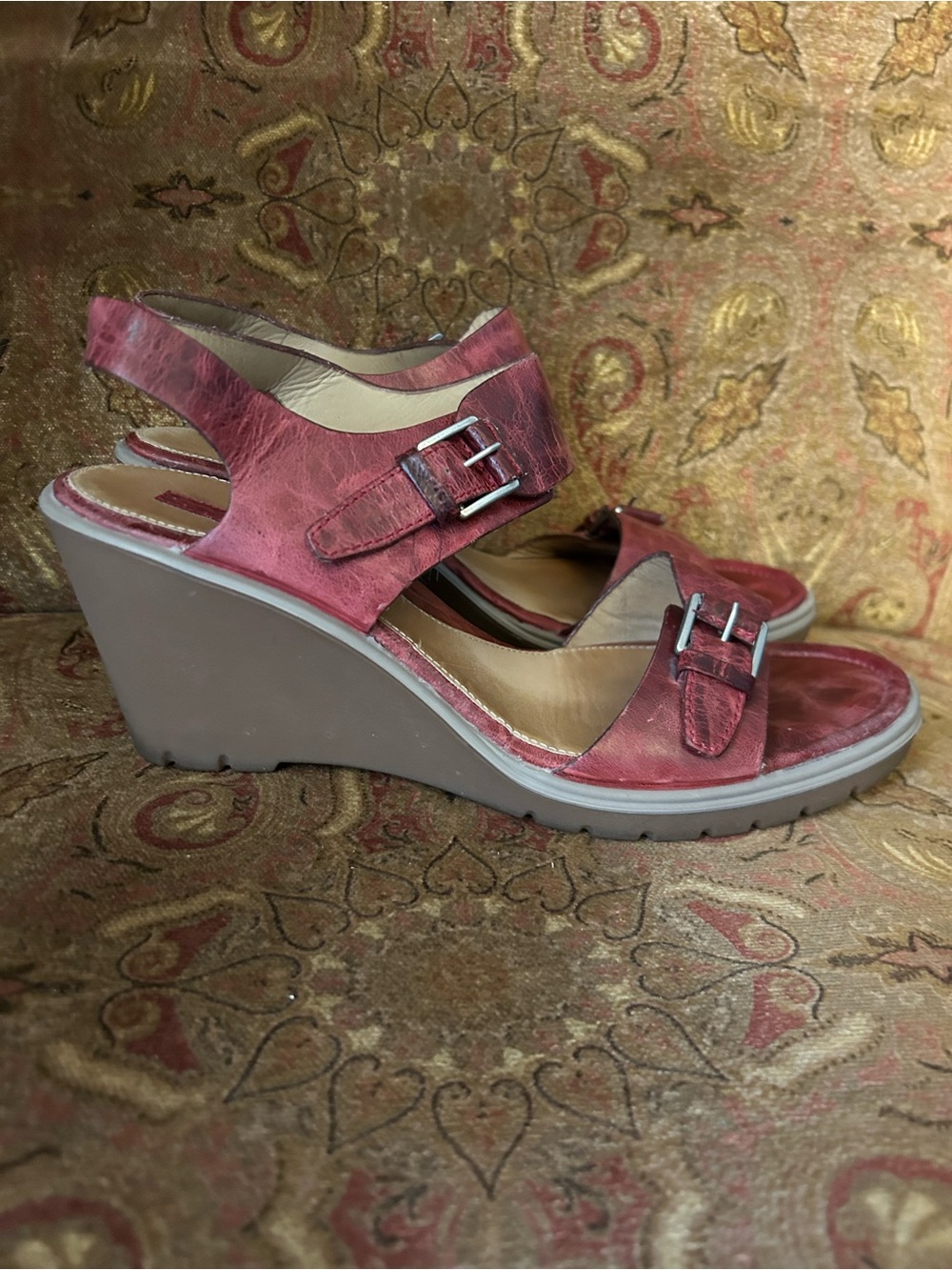 ECCO Women’s Leather Wedge Sandal Size 40 / EUR 9-9.5 M